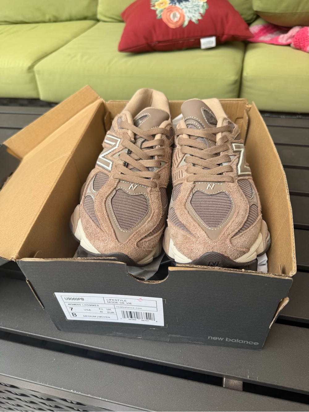 New Balance 9060 Mushroom 8.5 - Picture 9 of 13